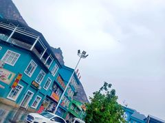 -百里峡七彩艺术小镇