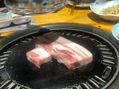 -唯成•韩国炭火烤肉 유성고기