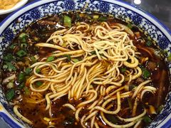 -牛一嘴·兰州牛肉面·大盘鸡(财富中心店)