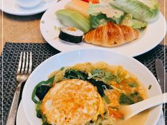 -怡聚轩全日制自助餐厅(大中华喜来登酒店)
