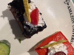 -亚马逊环球美食百汇(新城吾悦广场店)