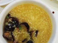 -碧中海汤泉汗蒸酒店