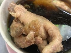 炖鸡爪-红大哥水门鸡饭(總店)