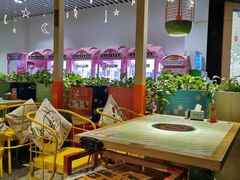 大堂-鸡遇虾煲干锅火锅(小寨金莎店)