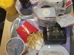 -麦当劳(杭州西湖银泰百货店)