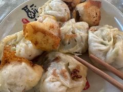 -依云煎包店
