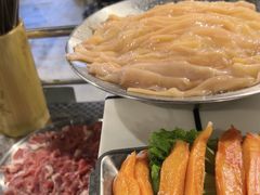-鹿鸣山草本茶香火锅(园西路店)