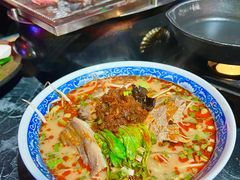 -江南猪肉商会无限续吃(弘大店)