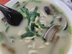 -三百碗宝应长鱼面(板仓街店)