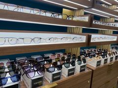 -LensCrafters亮视点(东方新天地店)