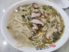 -何记面馆(龙泉山店)