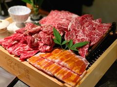 -铭牛烧肉·和牛海鲜自助(高新月牙湖店)