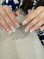 -蜜丝卡伦美甲美睫半永久