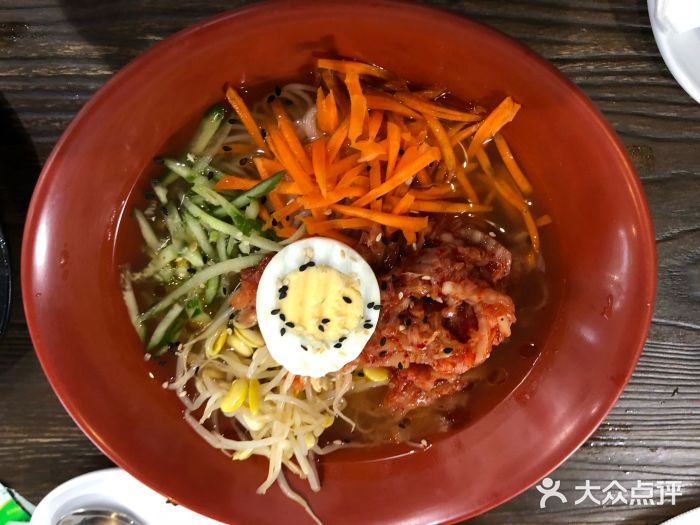 Bbaek Ka Ne泡菜冷面图片