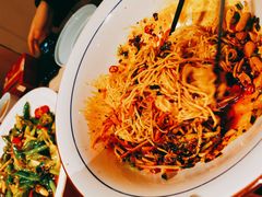 -有红鸡毛店·川菜(建设路店)