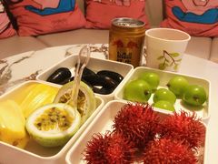 -涨巢·潮玩水疗局