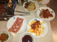 -爱客得牛排海鲜烤肉·火锅自助(春熙路黑金好店)