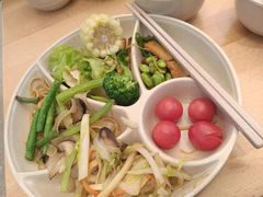 -素满香·全民食养自助(长宁龙之梦店)