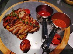 碳烤猪颈肉-小大董·烤鸭(观景餐厅·南京西路店)