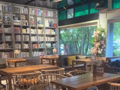 -谷咖啡·鲜花绿植花园餐厅