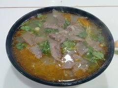 牛肉粉丝汤-牛煎里牛肉煎包淮南牛肉汤(广东路店)