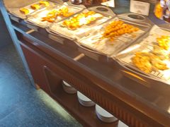 -黑金·寻焰自助百汇(中街店)