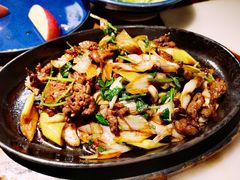 贝勒爷烤肉-那家小馆•北京菜•烤鸭(中关村店)