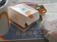 -麦当劳(中山公园龙之梦店)