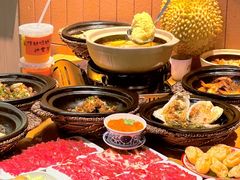 -邹开喜·炭炉鸡煲·海鲜火锅(虹口足球场店)