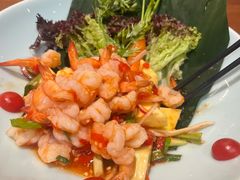 青芒果春虾仁-老滇山寨•云南特色菜•地方菜•民族风情歌舞表演(金碧店)