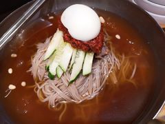 -唯成•韩国炭火烤肉 유성고기