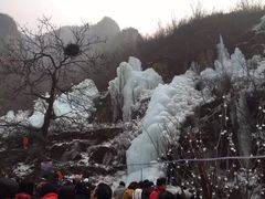 -大平台龙居瀑布旅游区