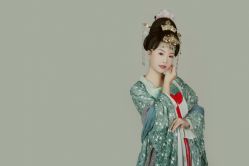 -盘子女人坊生日照·摄影馆(浦东店)