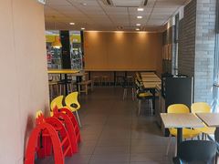 -麦当劳(石坝服务区店)