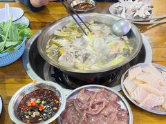 -泸州酸菜豆花火锅川师店