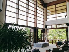 -亚龙湾喜来登·美景台大堂吧