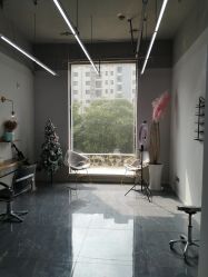 -茶发Salon·烫发染发理发