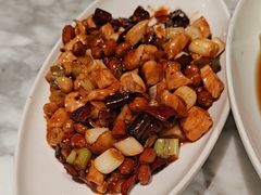 宫保鸡丁-渝信川菜(财富中心店)