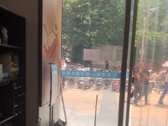 -简洛澜山酒店(武汉光谷步行街店)