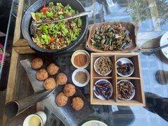 -昆虫窝子·特色云南菜(拓东路总店)