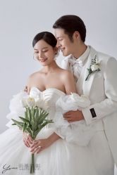 -雨墨婚纱摄影工作室