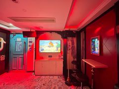 -莹乐迪量贩式KTV(祝桥店)