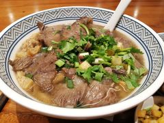 -粉吖吖·邵阳米粉(体育西路店)