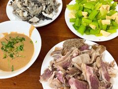 羊头肉-宝瑞门钉肉饼店