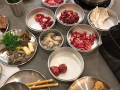 -晓沸牛肉海鲜小火锅(白湖亭万达广场店)