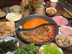 -萍姐火锅·公路夜市(武汉首店)