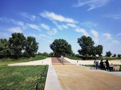 -汉长安城未央宫国家考古遗址公园