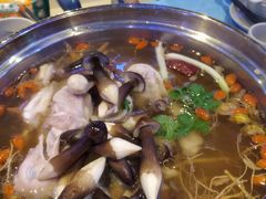 鲜人参锅底-千岛蚝高压锅生蚝·人参火锅(白云万达店)