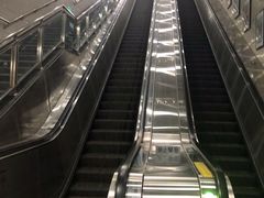 -白石桥南(地铁站)