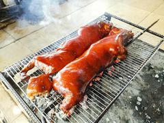 -黄记四更烤乳猪店